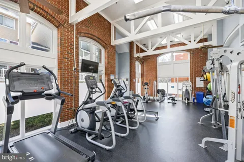 $289,000 | 5700 Chapman Mill Drive, Unit 2202, Rockville, MD 20852