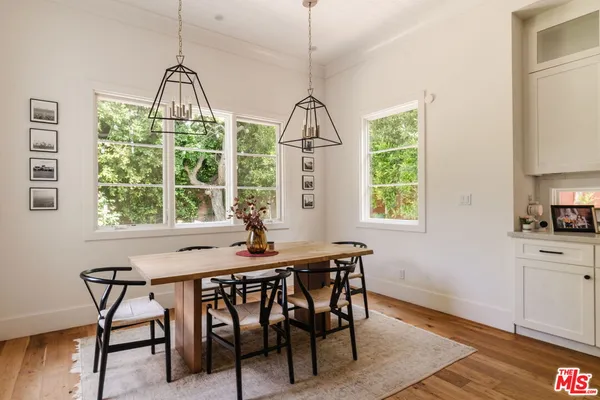 $5,799,000 | 141 South Saltair Avenue, Los Angeles, CA 90049