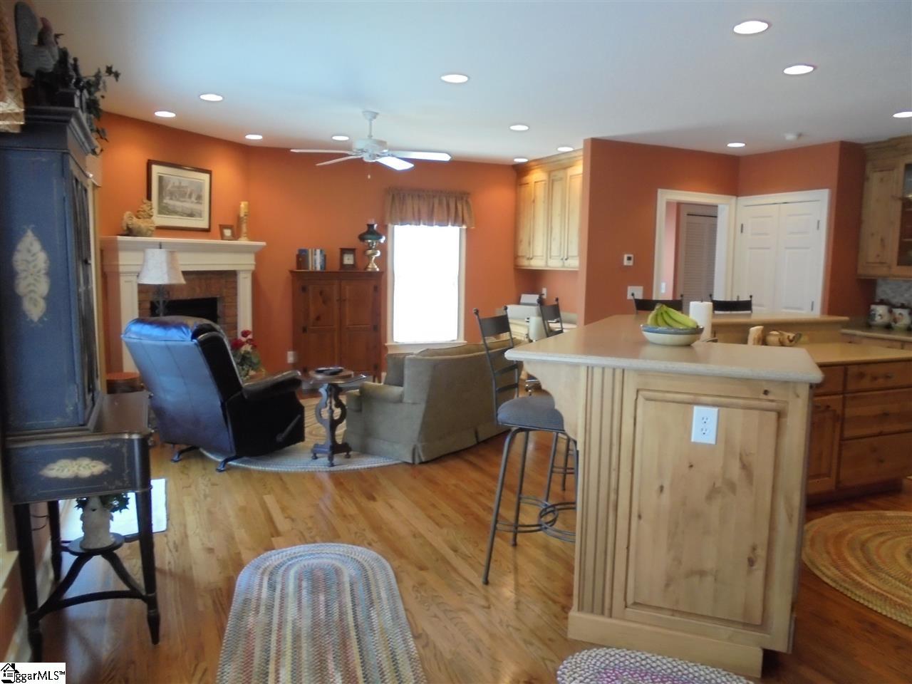 116 North Silver Beech Lane Greer, SC 29651 - Photo 12 of 36