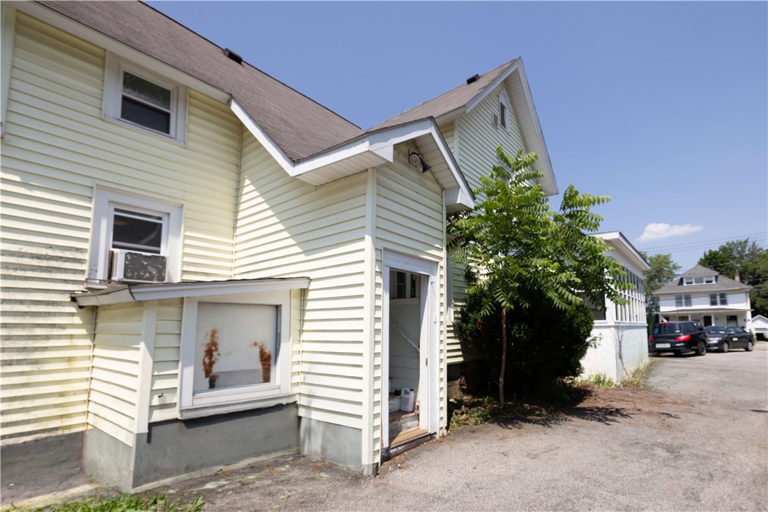 3954 Ridge Road Williamson, NY 14589 - Photo 3 of 26 Entrance to apartment unit