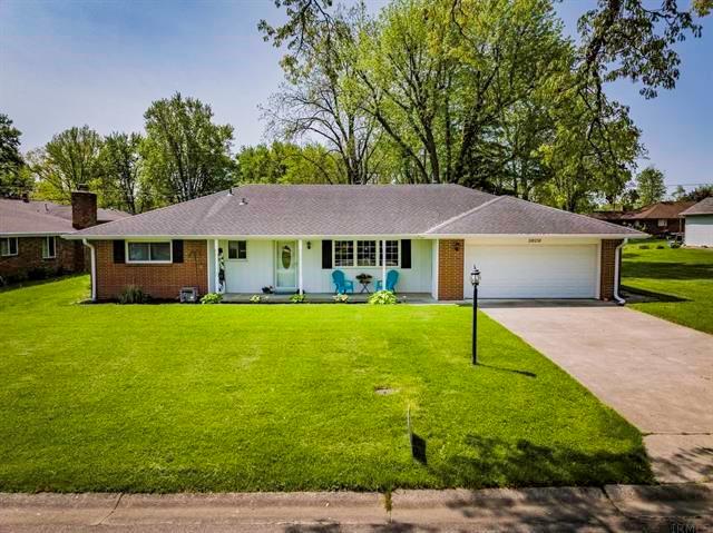 3609 West Torquay Road Muncie, IN 47304 - Photo 1 of 32