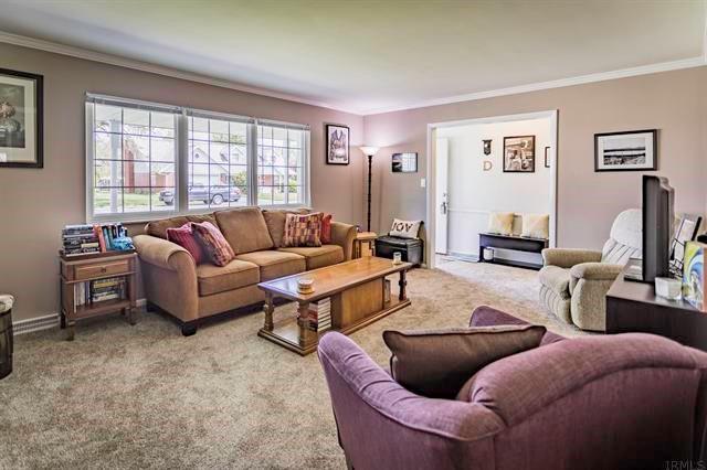 3609 West Torquay Road Muncie, IN 47304 - Photo 4 of 32