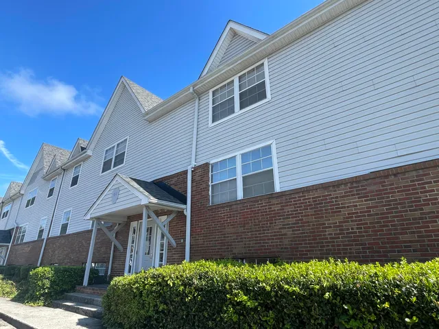 $1,200 | 719 Townside Road Southwest, Unit 23, Roanoke, VA 24014