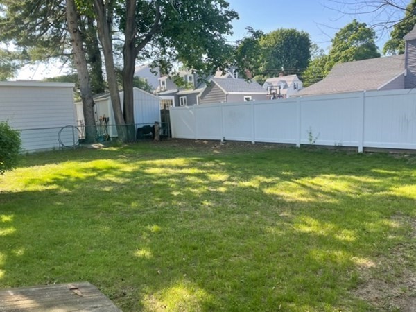 26 Wilson Road Stoneham, MA 02180 - Photo 3 of 14 Gallery Image 3
