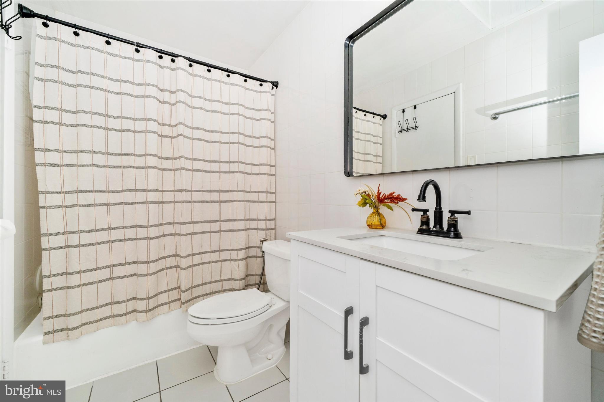 11816 Selfridge Road Silver Spring, MD 20906 - Photo 35 of 59 Hallway Bathroom