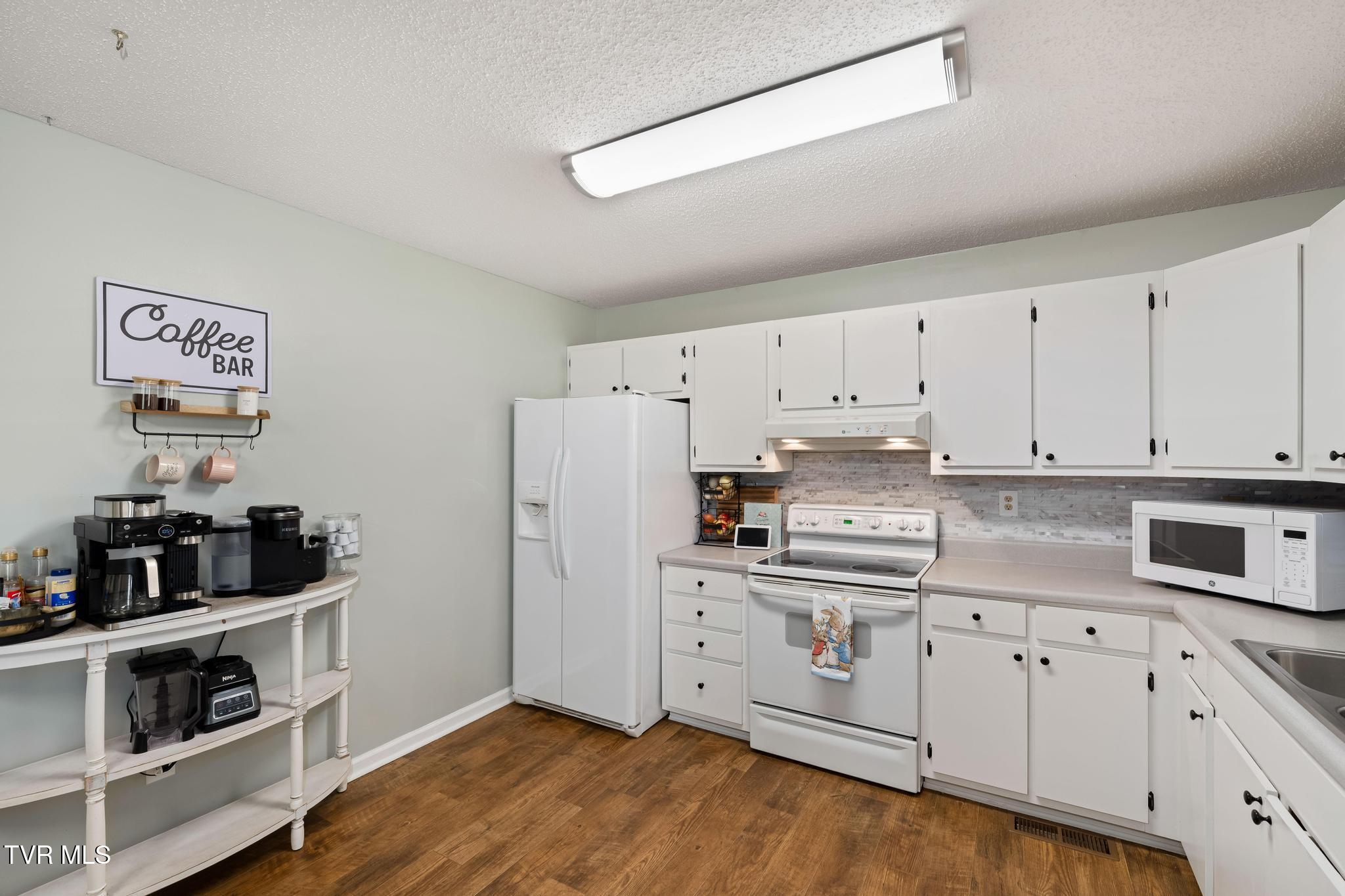 605 Old Snapps Ferry Road Chuckey, TN 37641 - Photo 16 of 44 605 Old Snapps Ferry Road (37 of 48)