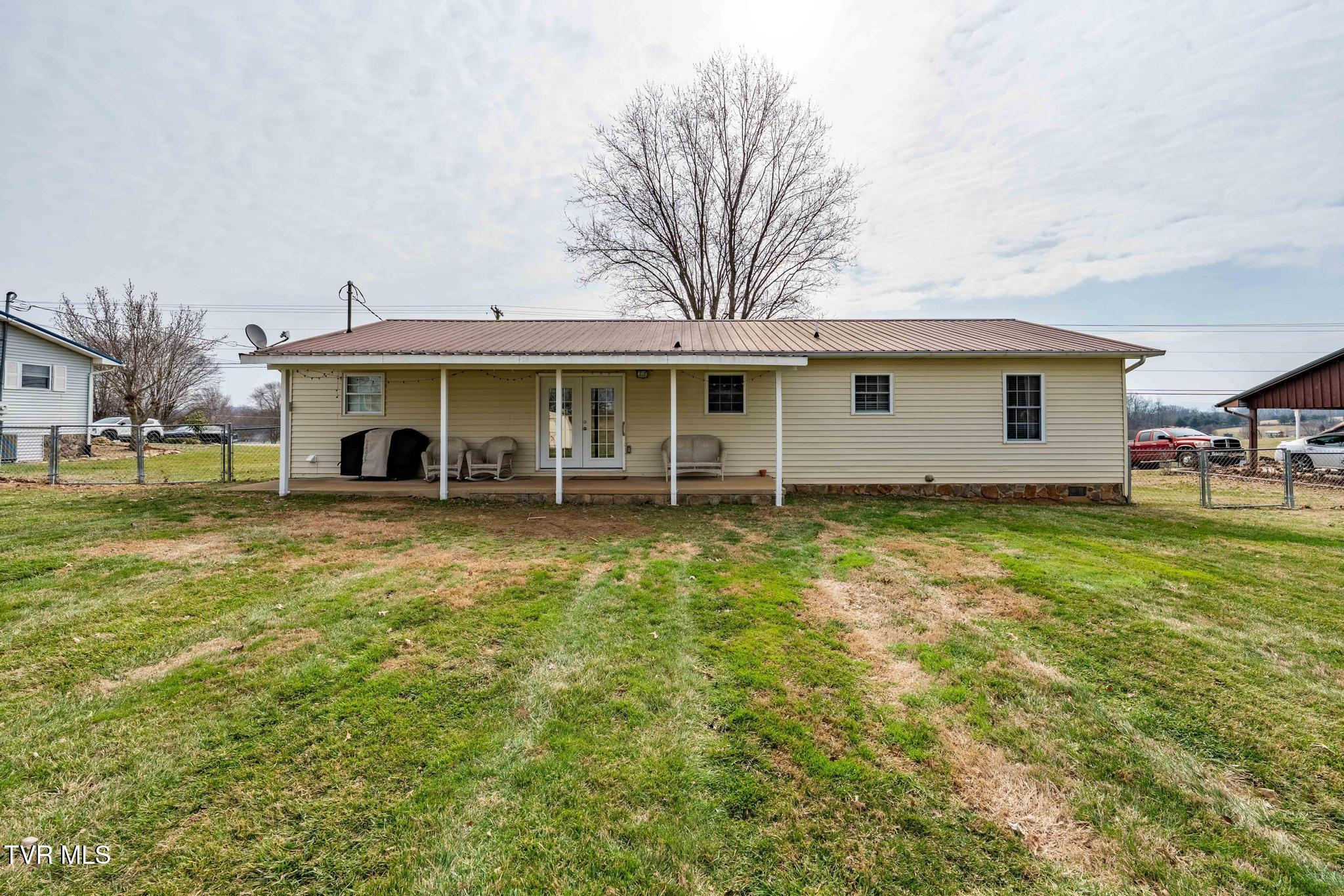 605 Old Snapps Ferry Road Chuckey, TN 37641 - Photo 29 of 44 605 Old Snapps Ferry Road (14 of 48)