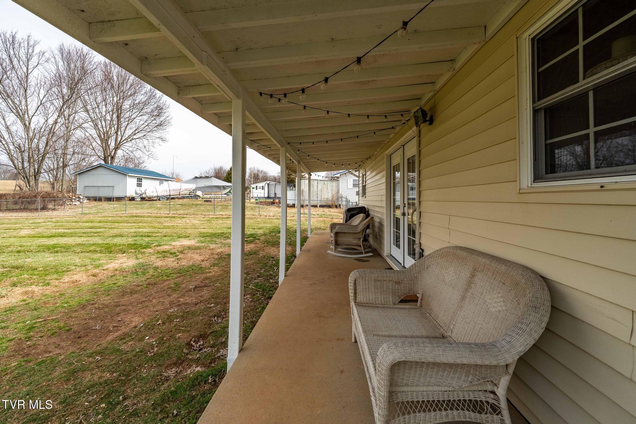 605 Old Snapps Ferry Road Chuckey, TN 37641 - Photo 32 of 44 605 Old Snapps Ferry Road (17 of 48)