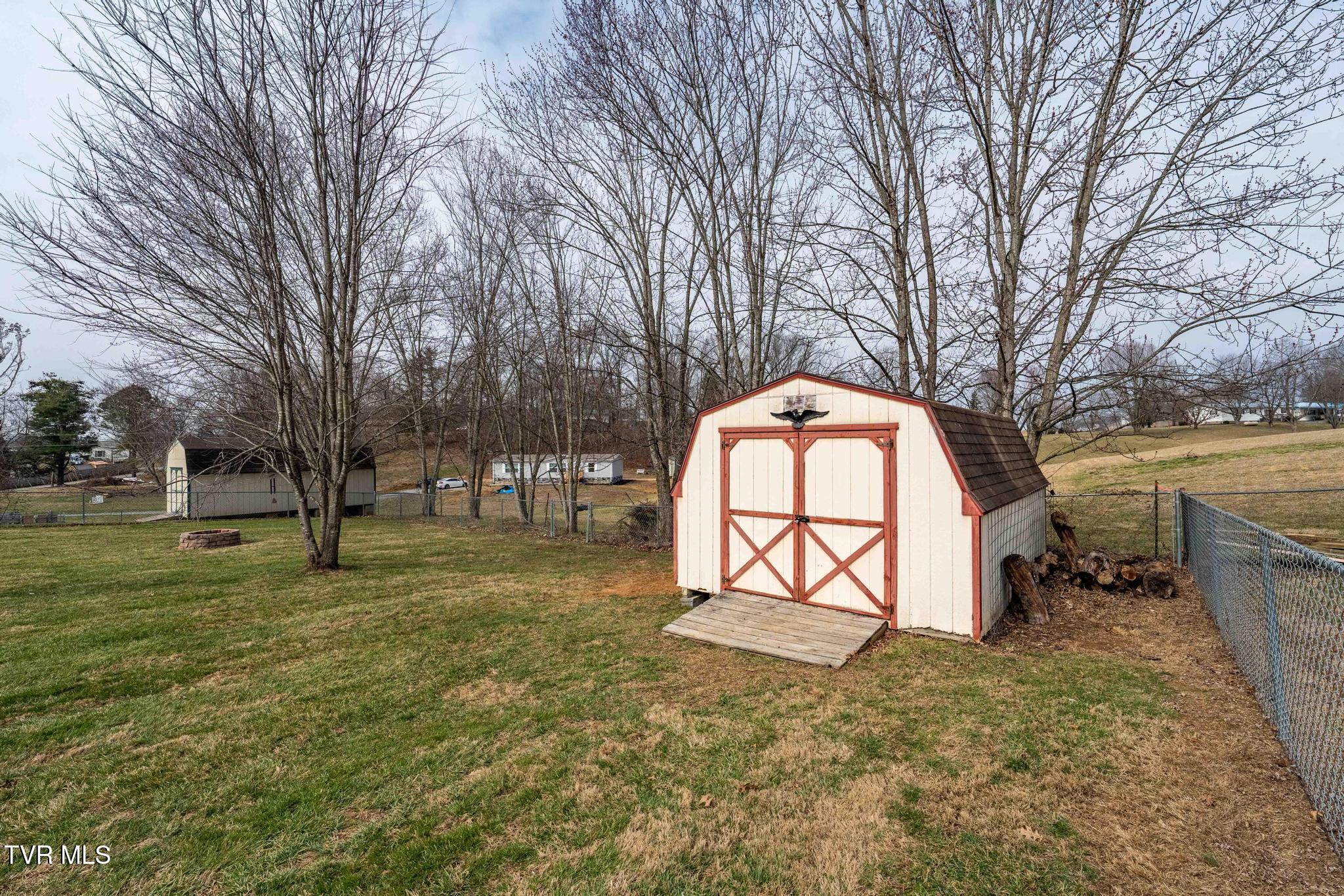 605 Old Snapps Ferry Road Chuckey, TN 37641 - Photo 37 of 44 605 Old Snapps Ferry Road (23 of 48)