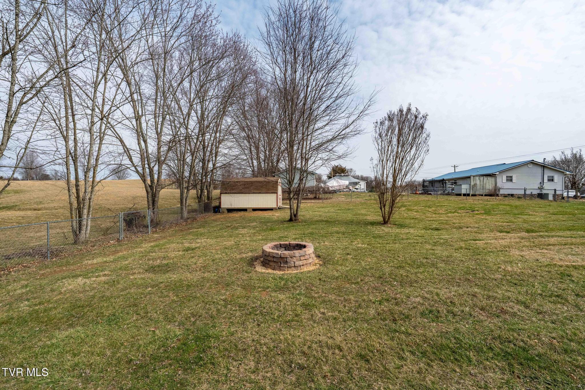 605 Old Snapps Ferry Road Chuckey, TN 37641 - Photo 41 of 44 605 Old Snapps Ferry Road (27 of 48)