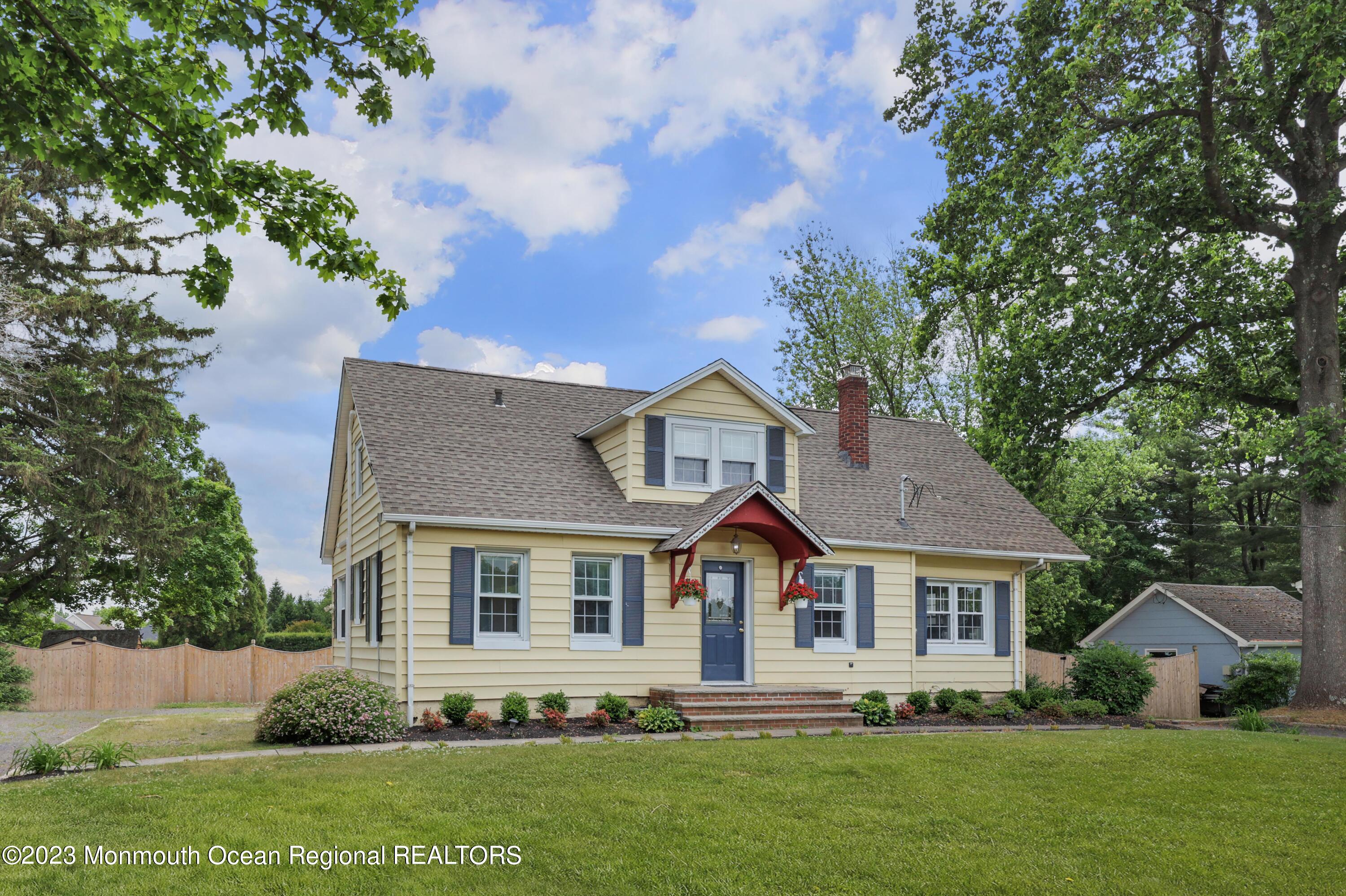 251 Oak Hill Road Red Bank, NJ 07701 - Photo 1 of 20 Welcome to 251 Oak Hill Rd