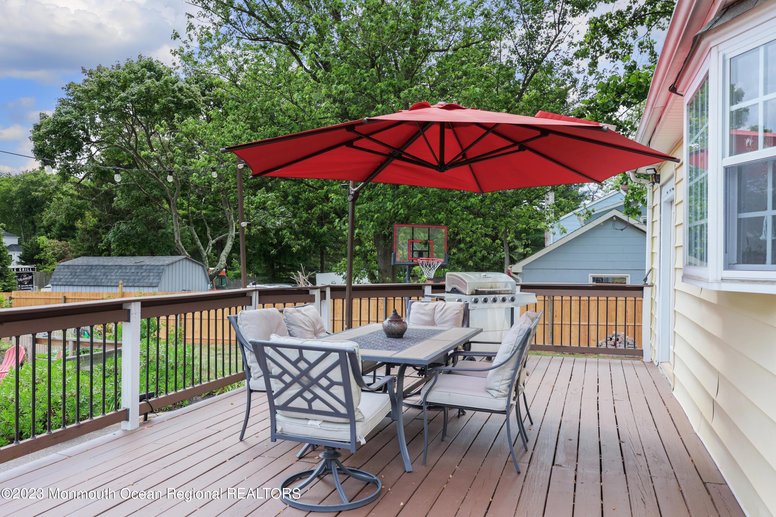 251 Oak Hill Road Red Bank, NJ 07701 - Photo 17 of 20 Deck