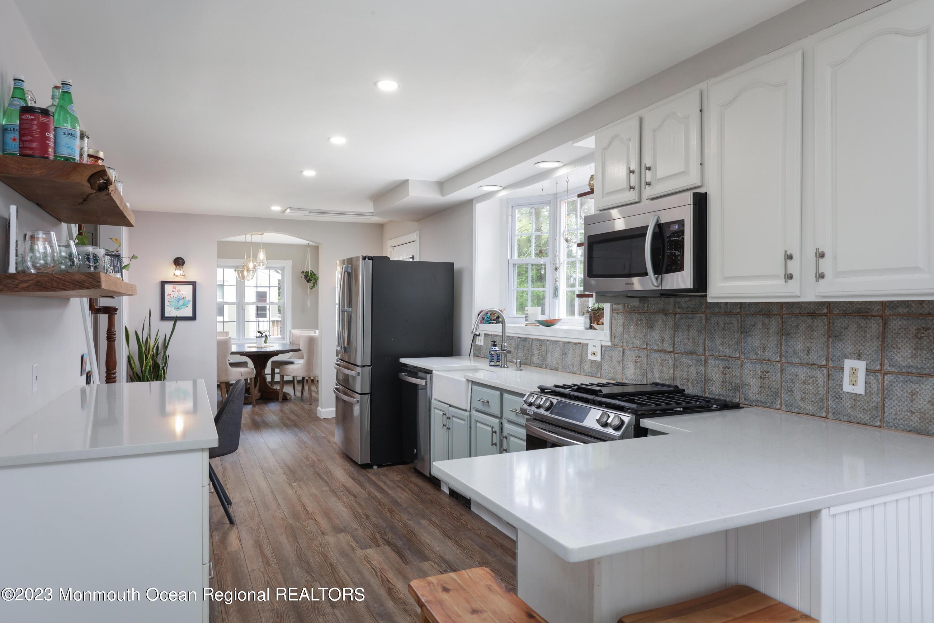 251 Oak Hill Road Red Bank, NJ 07701 - Photo 6 of 20 Kitchen