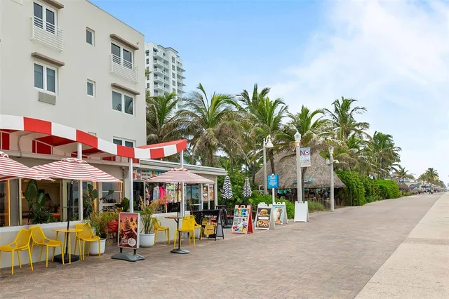 $399,900 | 322 Buchanan Street, Unit 506, Hollywood, FL 33019