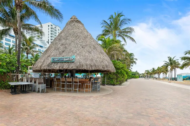 $399,900 | 322 Buchanan Street, Unit 506, Hollywood, FL 33019