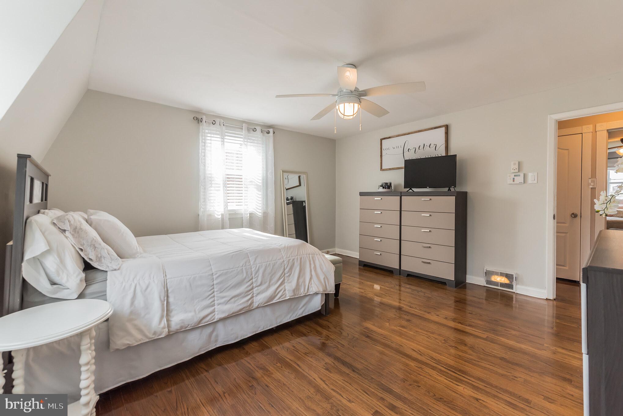8635 Bridle Road Philadelphia, PA 19115 - Photo 15 of 30