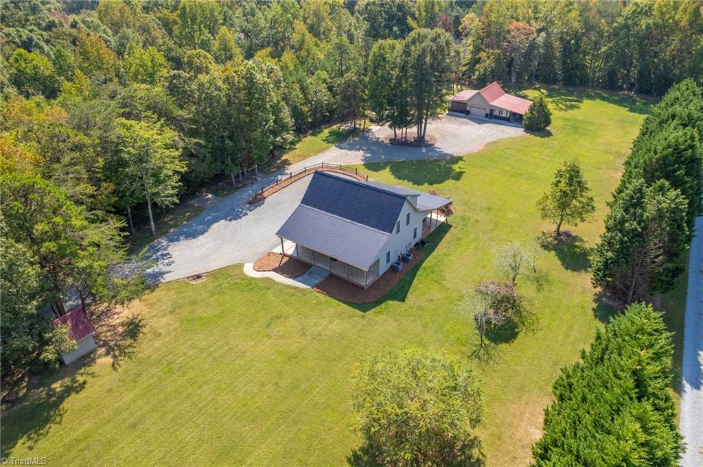 409 Chestnut Grove Church Road Lexington, NC 27295 - Photo 6 of 46 Gallery Image 6