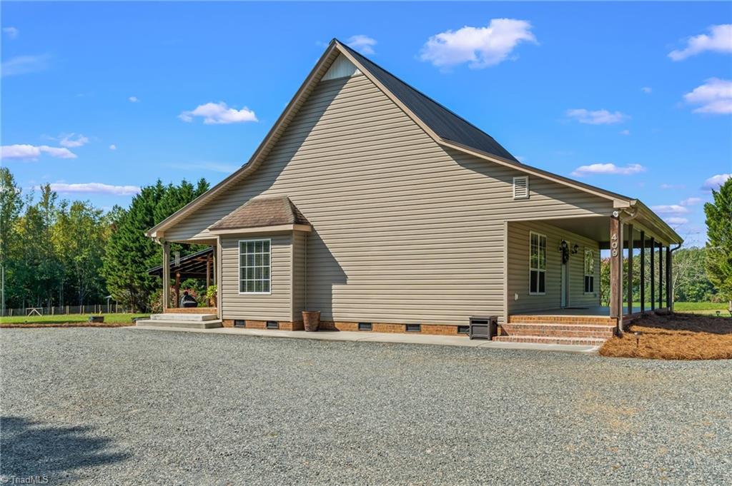 409 Chestnut Grove Church Road Lexington, NC 27295 - Photo 9 of 46 Gallery Image 9