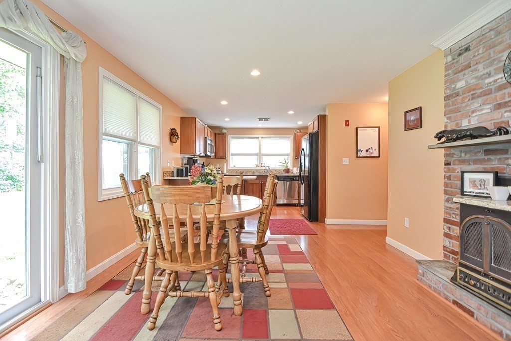 73 Clarence Road Bellingham, MA 02019 - Photo 13 of 37 Gallery Image 13