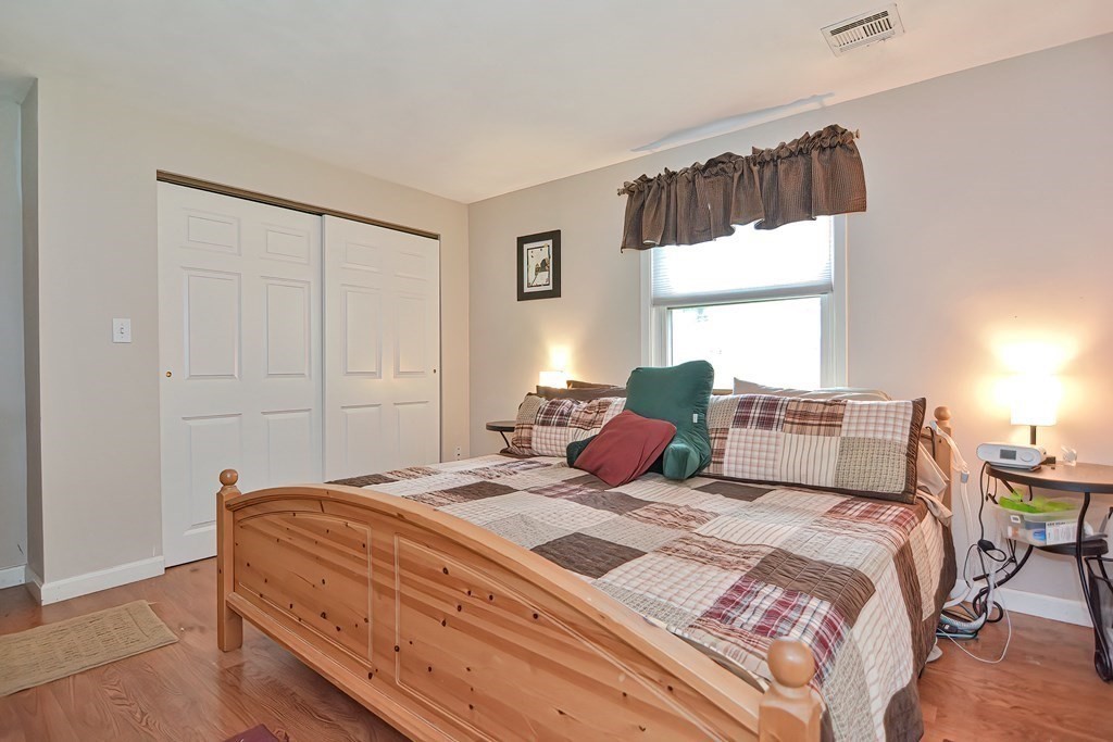 73 Clarence Road Bellingham, MA 02019 - Photo 29 of 37 Gallery Image 29