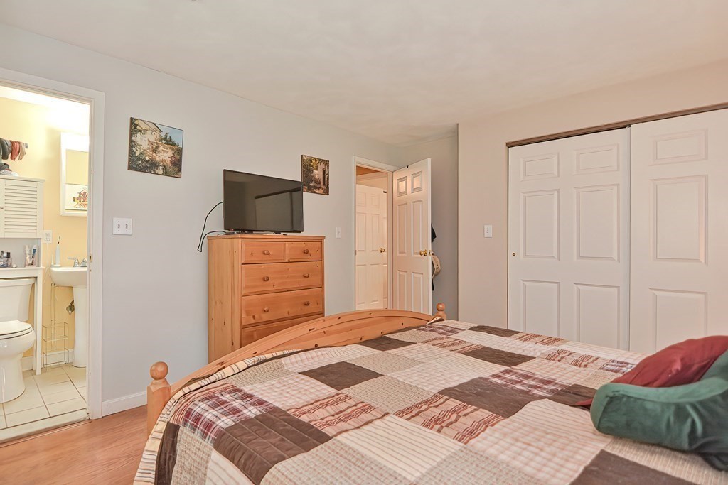 73 Clarence Road Bellingham, MA 02019 - Photo 31 of 37 Gallery Image 31