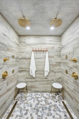 a view of a storage & utility room