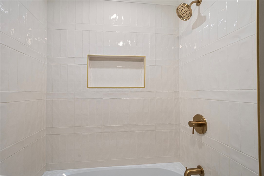 95 Kerri Lyn Road Warwick, RI 02889 - Photo 14 of 28