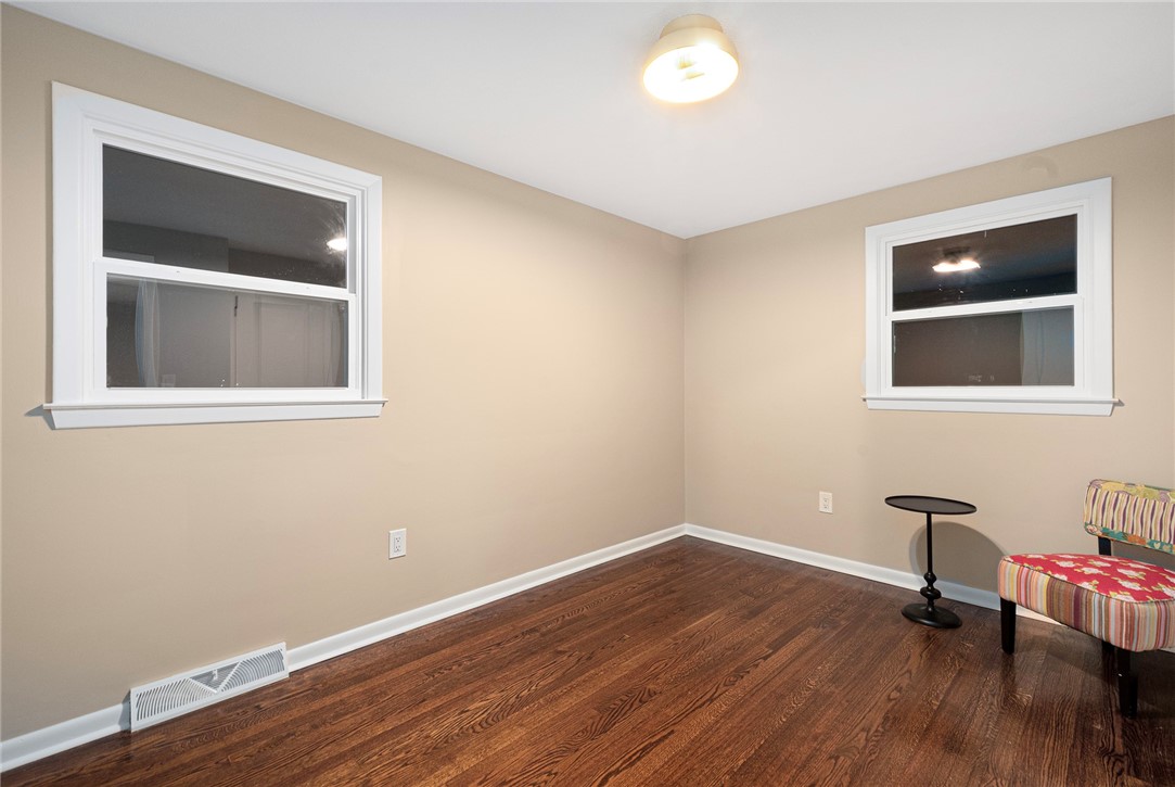 95 Kerri Lyn Road Warwick, RI 02889 - Photo 19 of 28