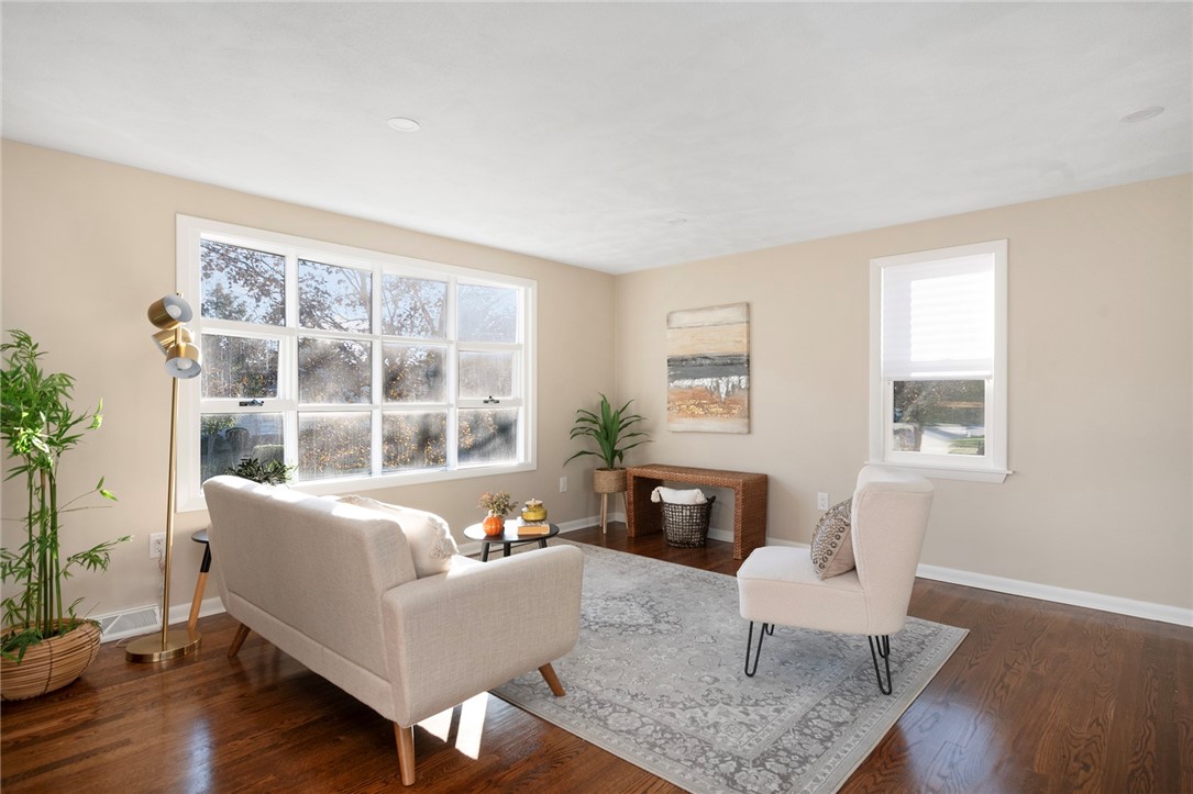 95 Kerri Lyn Road Warwick, RI 02889 - Photo 9 of 28