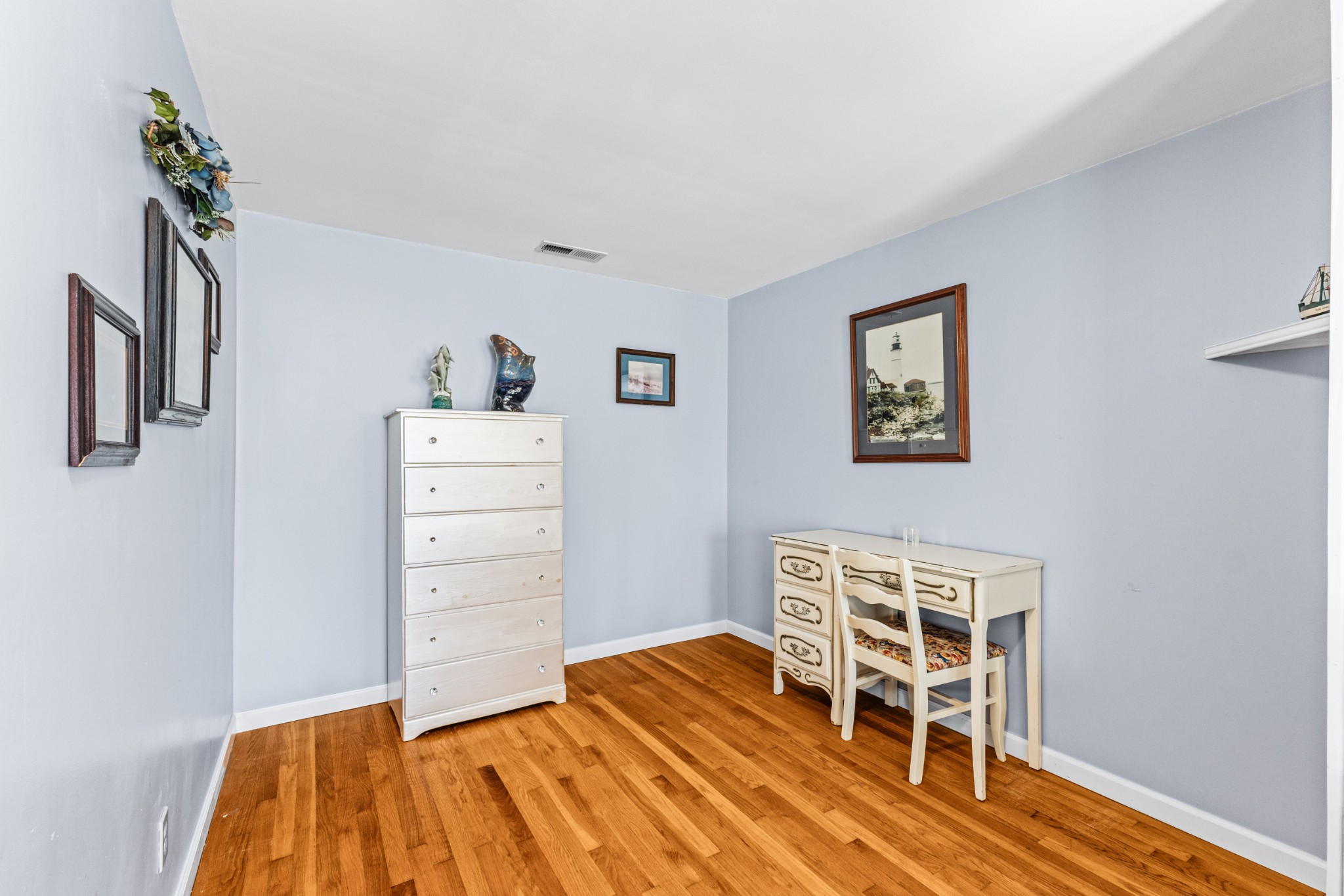 300 Wright Road Prospect, TN 38477 - Photo 51 of 65 a bedroom with a bed and a desk