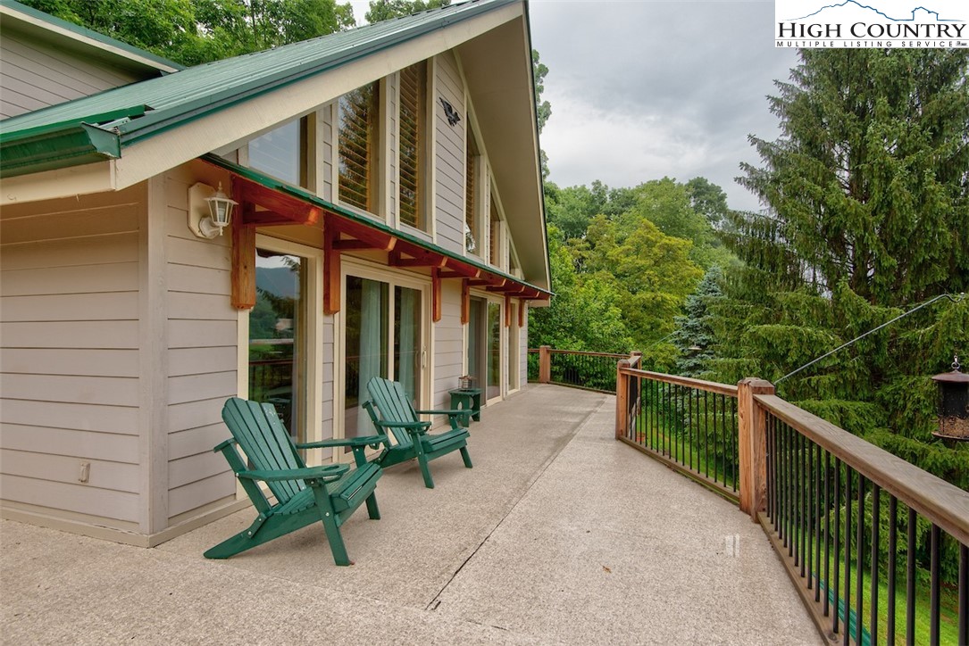 314 Sutherland Road Creston, NC 28615 - Photo 29 of 50 a view of a chair with a backyard