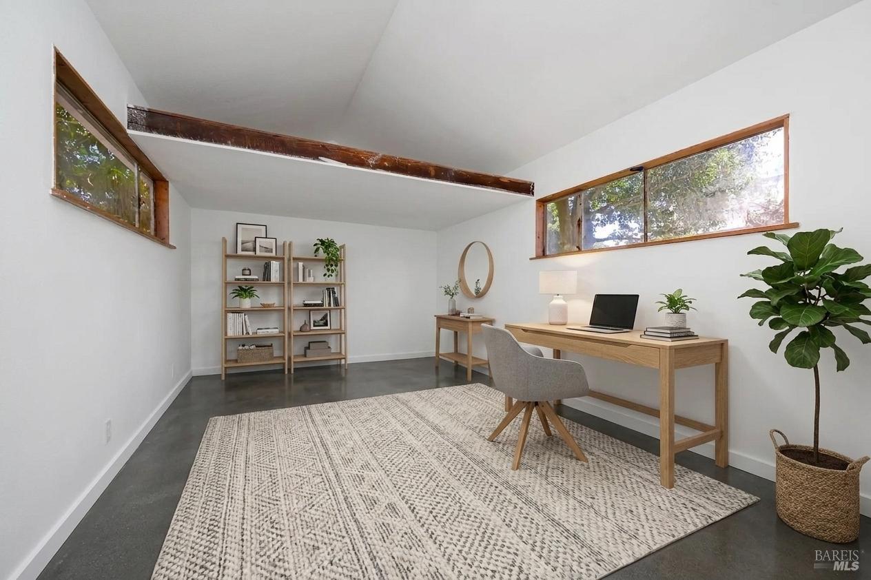431 Sexton Road Sebastopol, CA 95472 - Photo 7 of 57 Outdoor shop is a perfect flex space/home office