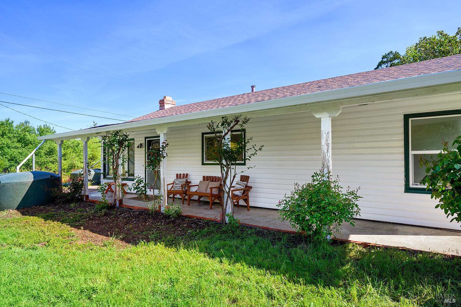 431 Sexton Road Sebastopol, CA 95472 - Photo 9 of 57 Charming covered porch