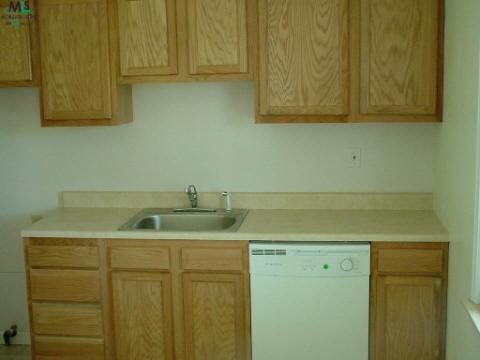 20241 Moross Road Detroit, MI 48224 - Photo 3 of 7 192875-2.JPG