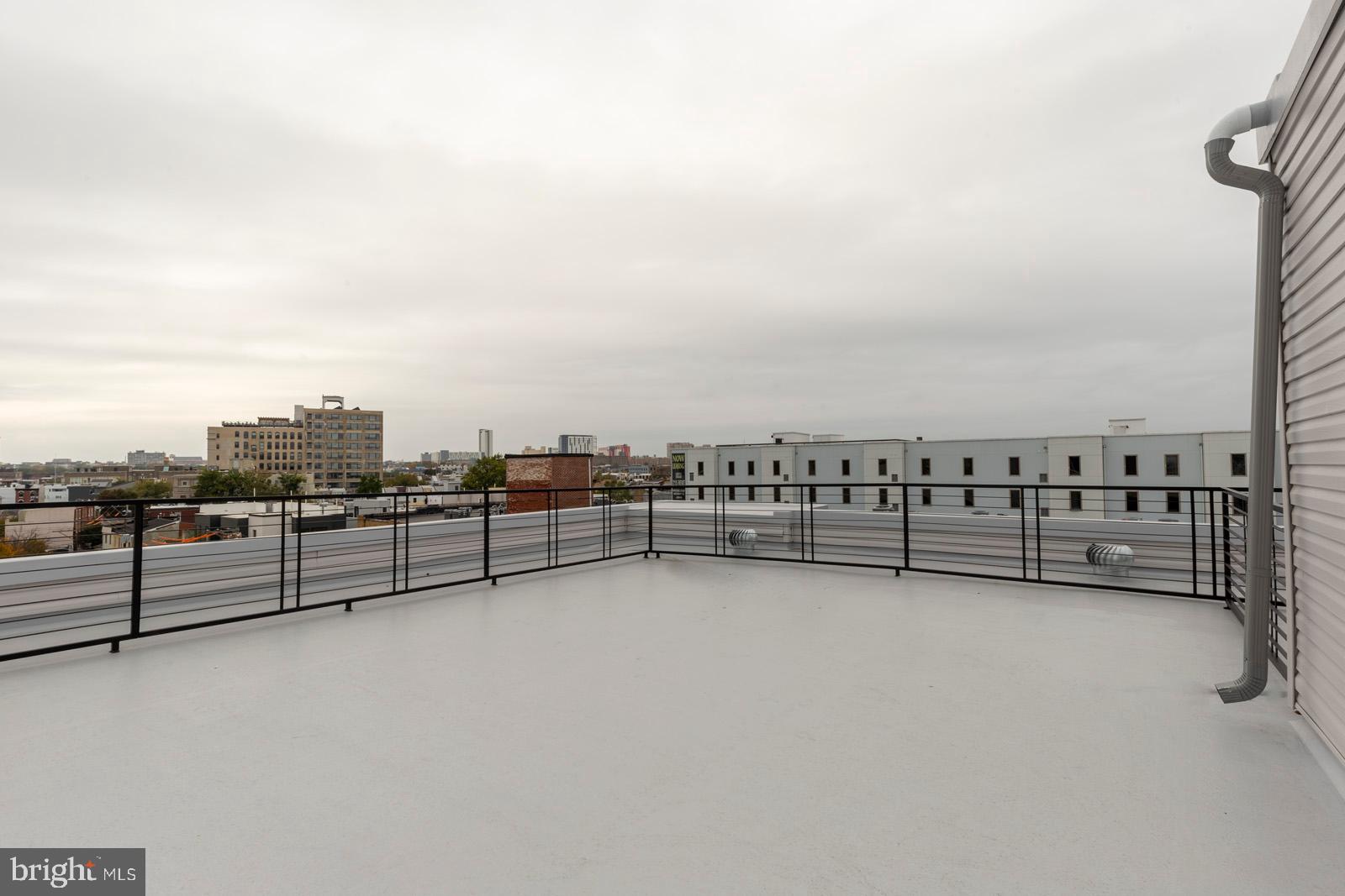 304-8 Master Street, Unit 9 Philadelphia, PA 19122 - Photo 23 of 24