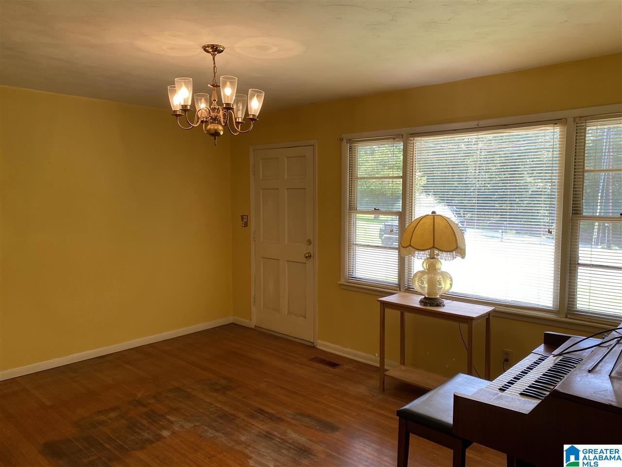 491 Sunny Eve Road Anniston, AL 36207 - Photo 3 of 20