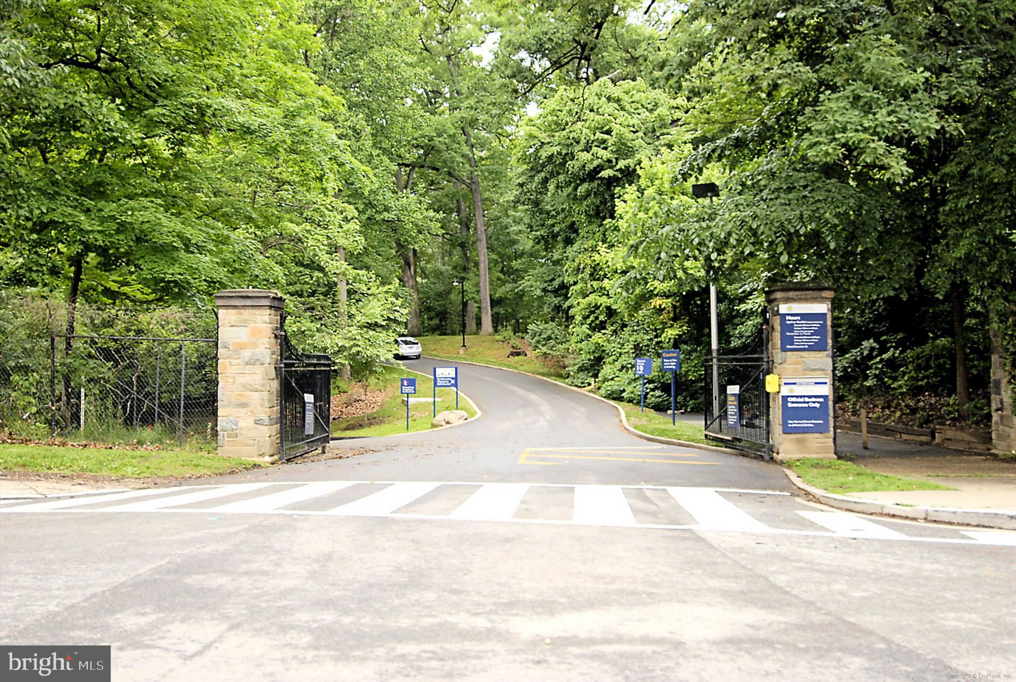 1114 Spring Road Northwest Washington, DC 20010 - Photo 120 of 142 National Zoo/Woodley Park Zoo Entrance