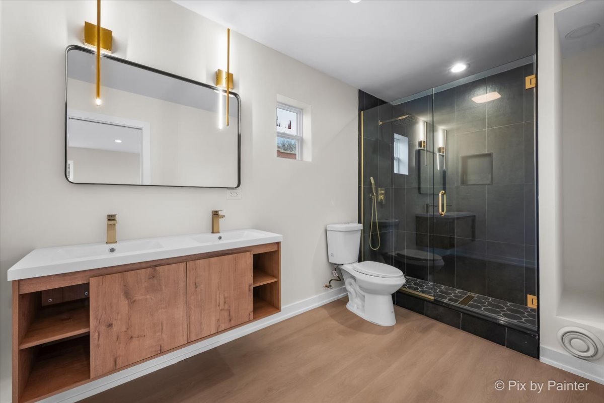 2922 North Kilpatrick Avenue Chicago, IL 60641 - Photo 13 of 32