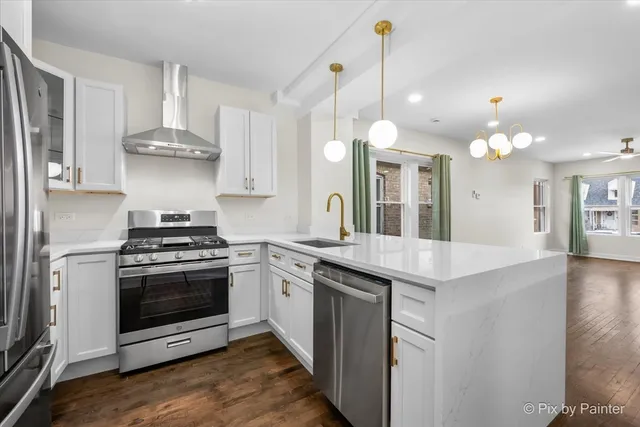 $524,000 | 2922 North Kilpatrick Avenue, Chicago, IL 60641