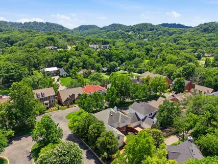 $1,035,000 | 72 Ravenwood Hills Circle, Nashville, TN 37215