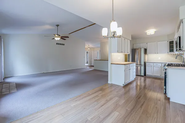 $439,900 | 396 Berkshire Drive, Saline, MI 48176