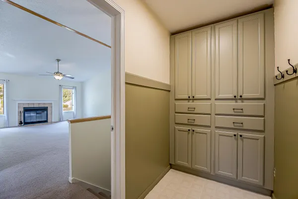 $439,900 | 396 Berkshire Drive, Saline, MI 48176
