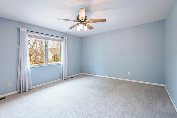 $439,900 | 396 Berkshire Drive, Saline, MI 48176