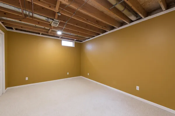 $439,900 | 396 Berkshire Drive, Saline, MI 48176