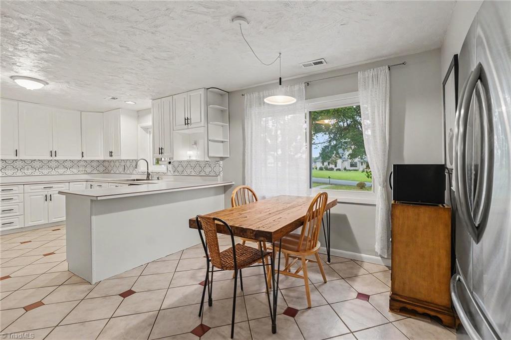 5307 Williard Road Oak Ridge, NC 27310 - Photo 13 of 37 Gallery Image 13