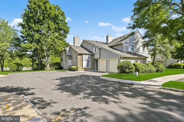 $2,550 | 37 Teal Court, East Windsor, NJ 08520