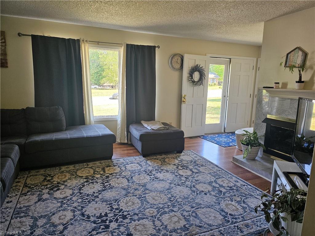 1417 Wiley Lewis Road Greensboro, NC 27406 - Photo 3 of 16