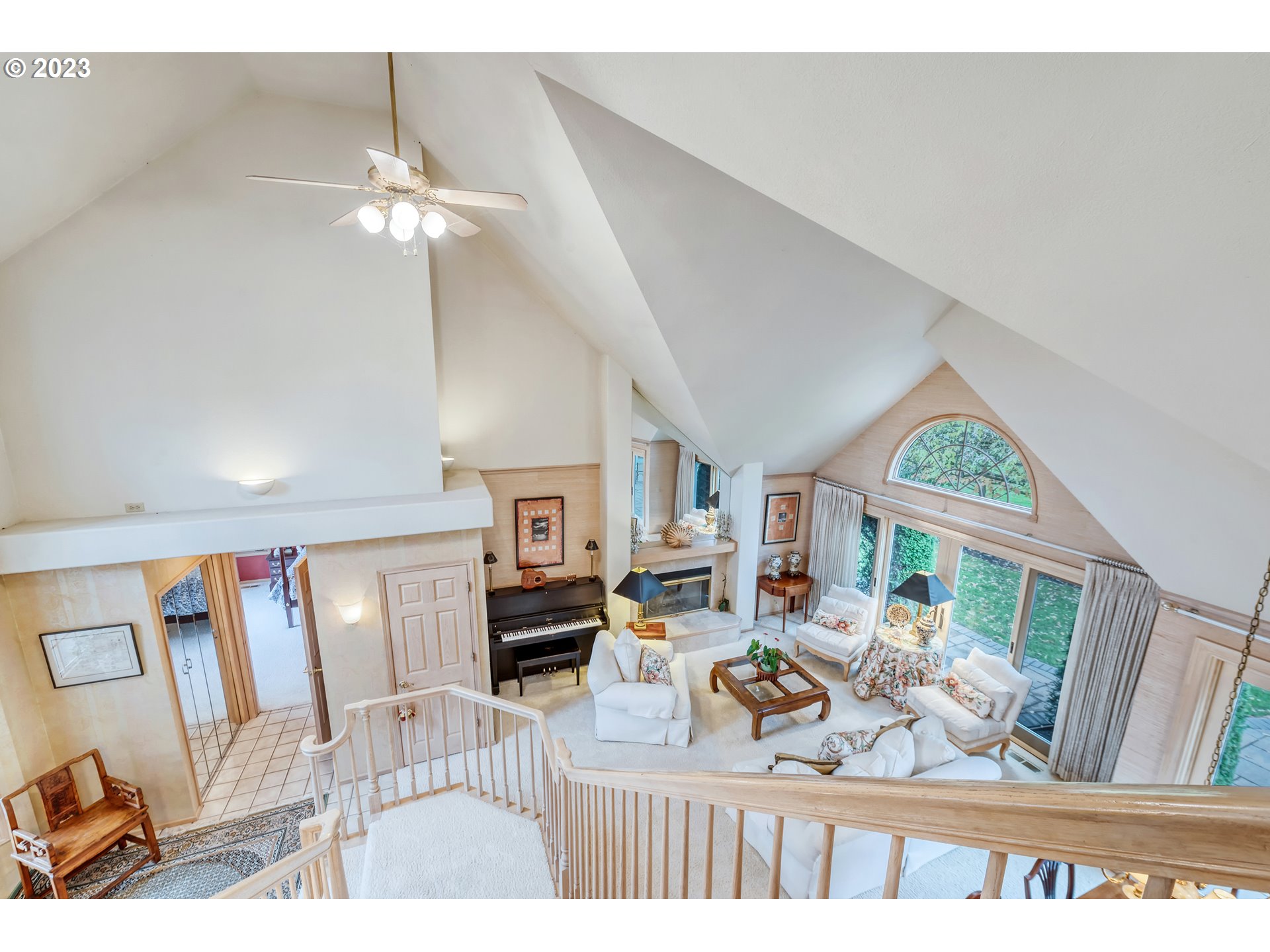 849 Fairway View Drive Eugene, OR 97401 - Photo 12 of 47 a view of a livingroom with furniture wooden floor and a chandelier