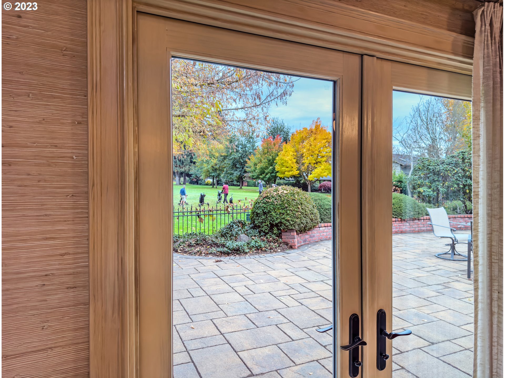 849 Fairway View Drive Eugene, OR 97401 - Photo 37 of 47 a view interior of the house and outdoor space