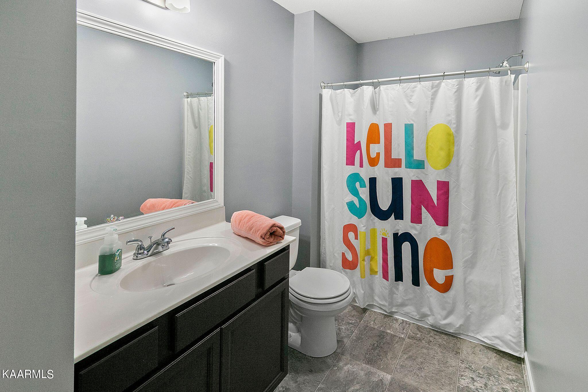 7412 Ladd Road Powell, TN 37849 - Photo 22 of 32 ladd guest bath 1
